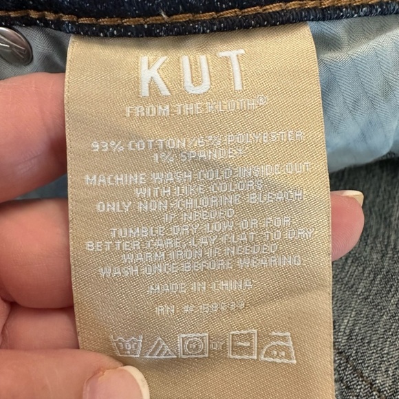 Kut From the Kloth Women’s Amy Crop Straight Leg Medium Wash Denim Sz 18W NWT - Picture 9 of 10